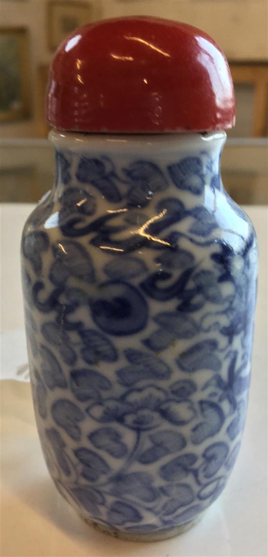 Chinese blue and white dragon snuff bottle, Yongzheng four character mark, 1800-1850